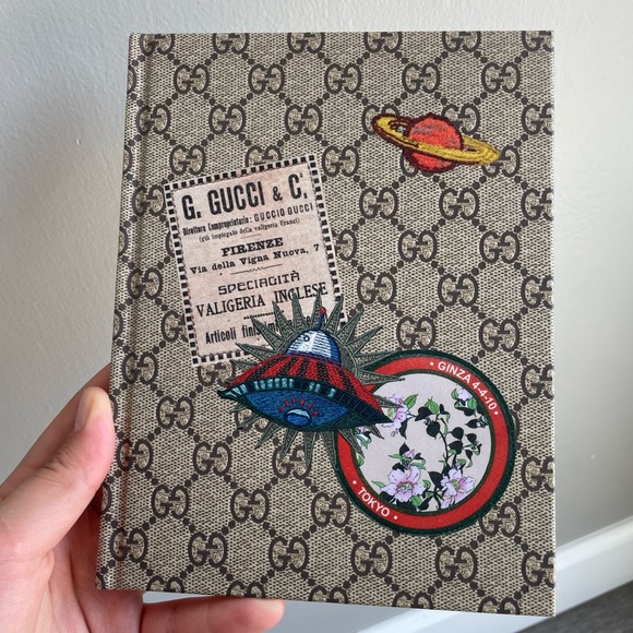 NWT GUCCI NOTEBOOK “My Gucci Book magazine” limited edition for Tokyo Japan - Picture 3 of 7